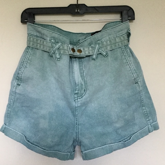 Urban Outfitters BDG Pants - Urban Outfitters BDG Highwaisted Mint Green Shorts